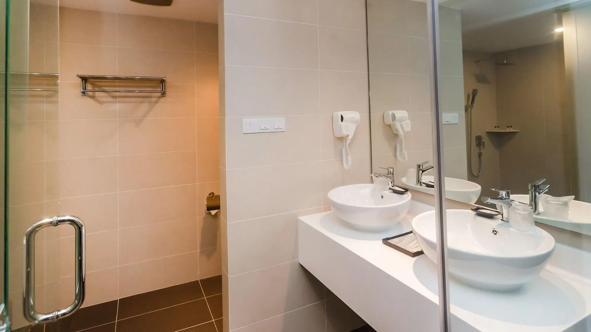 Solid Hotels Johor Bahru