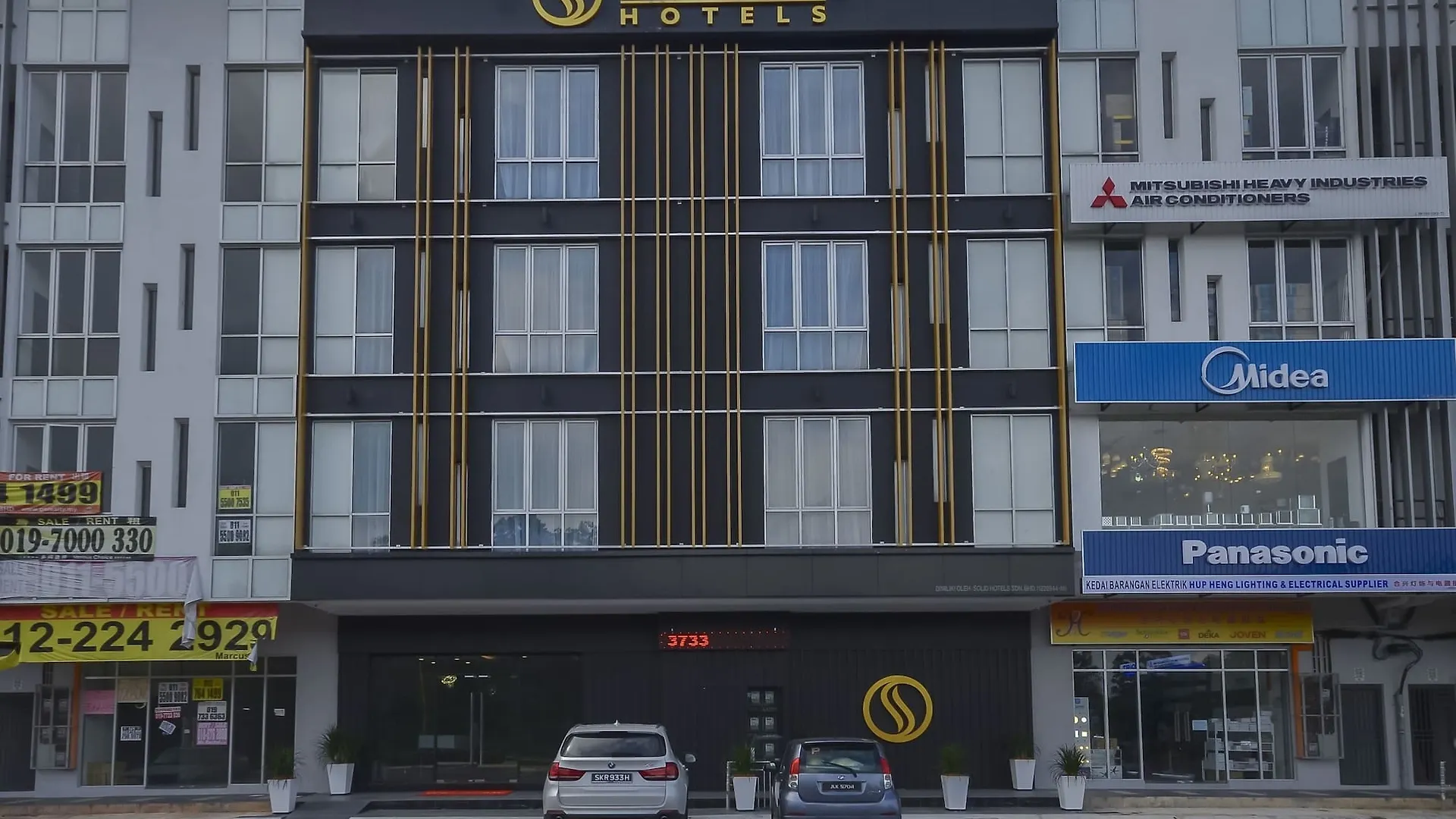 ג'והור בהרו Solid Hotels
